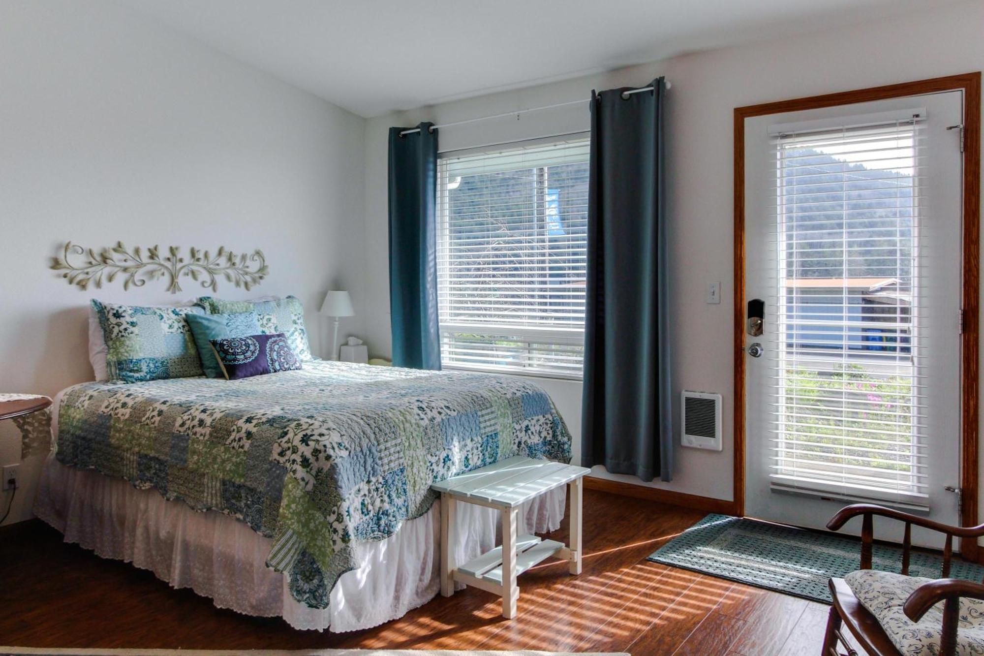 Ocean Cove Inn Yachats Eksteriør bilde
