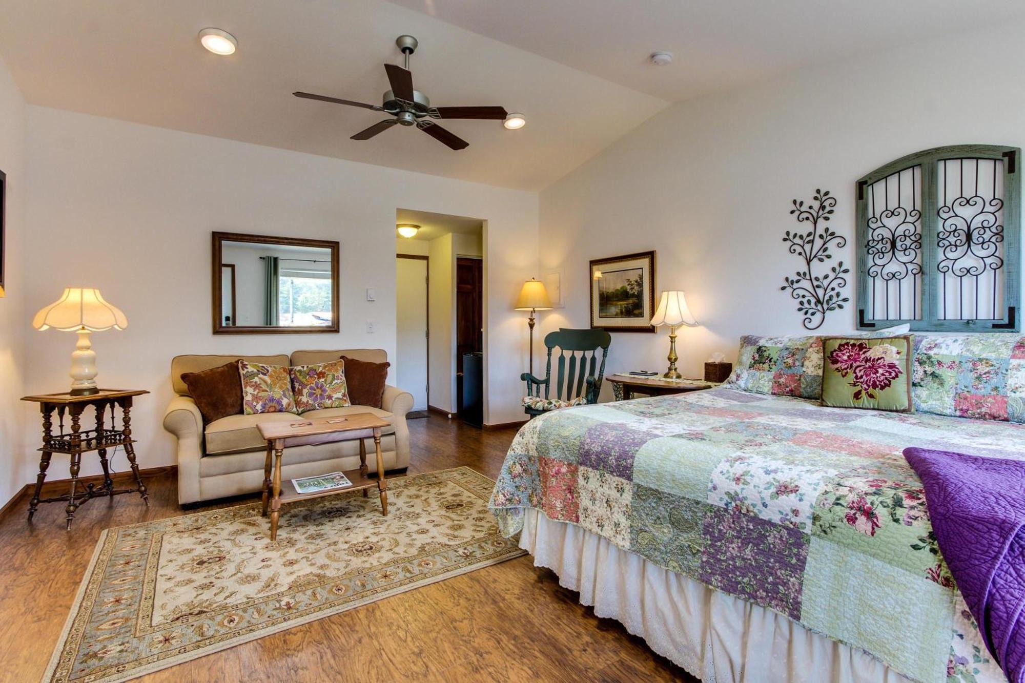 Ocean Cove Inn Yachats Rom bilde