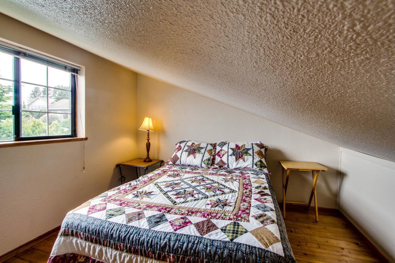 Ocean Cove Inn Yachats Eksteriør bilde