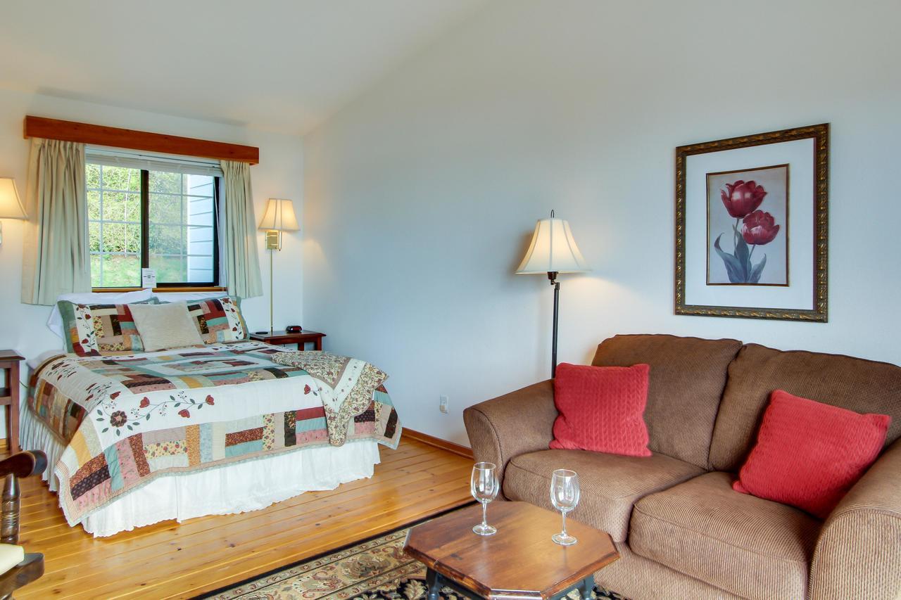 Ocean Cove Inn Yachats Eksteriør bilde