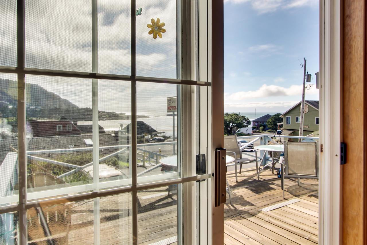 Ocean Cove Inn Yachats Eksteriør bilde